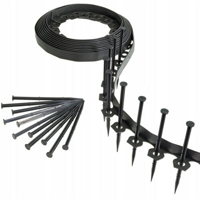 B2C Flexible Garden Border Grass Lawn Path Edging With Plastic Pegs 4 30 Metres + Pegs from B&Q