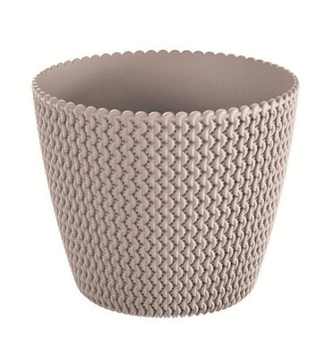 B2C Plant Pots Indoor Outdoor Plastic Flowerpot Small Medium Large Splofy  Mocca 16Cm from B&Q