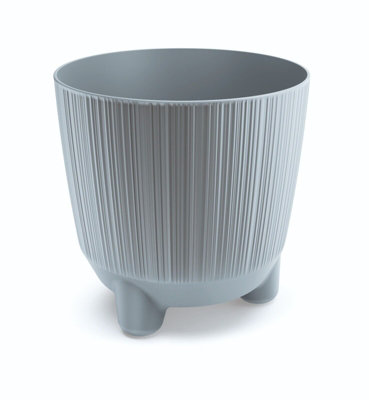 B2C Plant Pots Indoor Outdoor Plastic Flowerpot  Ryfo Grey 17Cm from B&Q
