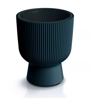 B2C Plant Pots Flower Planter 7 Colours 3 Sizes Tall Wavy Plastic Pot Boho Elegant Anthracite 40Cm37L from B&Q