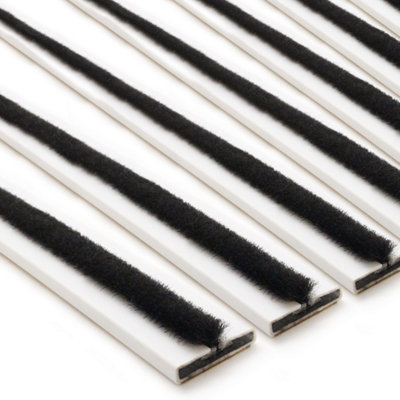 Afit Intumescent Strip Fire And Smoke Brush Fire Door SealFd60 60 Minutes 20X 4 X 2100mmWhiteTrade Pack Of 100 from B&Q
