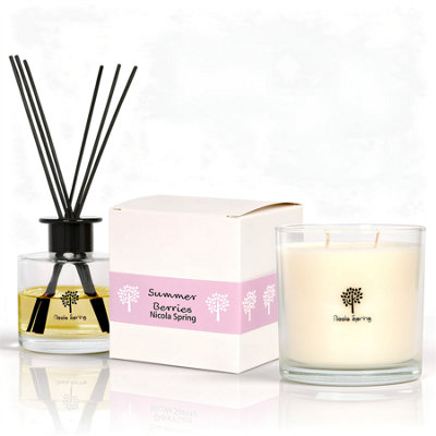 Nicola Spring Summer Berries Scented Soy Wax Candle & Diffuser Set - 400g - Image 5