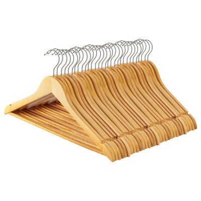 B&Q -  30X Strong Natural Wooden Coat Hangers With 360 Degree Rotatory HookWood Clothes Hangers With Notches & Bar