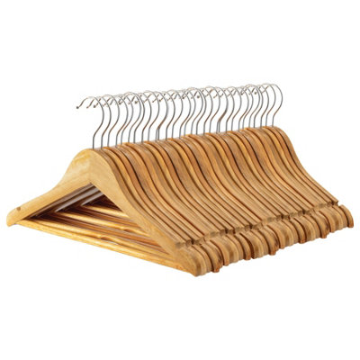 B&Q -  30X Strong Natural Children's Coat Hangers With 360 Degree Rotatory HookClothes Hangers With Notches & Bar