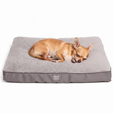 Harbour Housewares - Non-Slip Waterproof Dog Mattress - Image 4