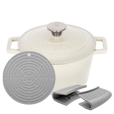Argon Tableware Round Cast Iron Casserole Dish - Pebble Gloss 2.8L
