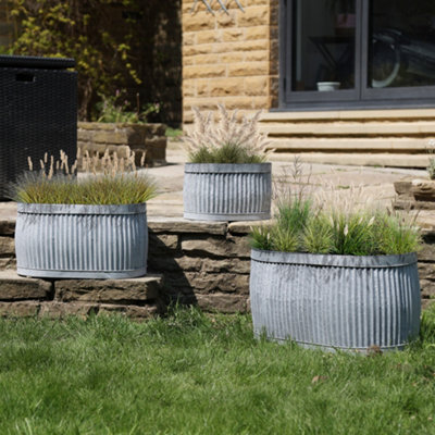 Dibor Set Of 3 Corrugated Oval Dolly Indoor Outdoor Garden Planters (H) 35Cm(Dia)40Cm from B&Q