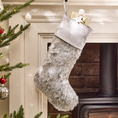 Dibor Traditional Beresford Grey Faux Fur Xmas Gift Decoration Christmas Stocking For Kids from B&Q
