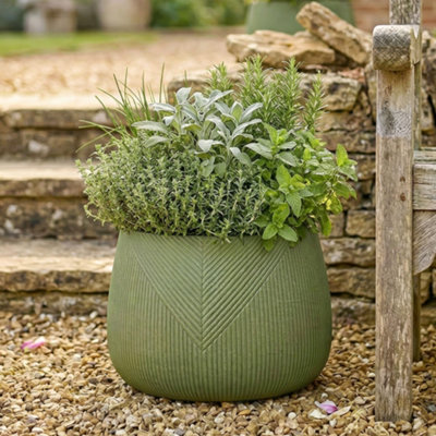 Dibor Green Small Fibreclay Symmetry Stripe Summer Outdoor Planter Plant Pot H20 X Dia29Cm from B&Q