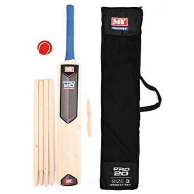 7 Piece Junior Cricket Set - Including Wooden Cricket Bat, Cricket Stumps & Soft Ball In Carry Bag