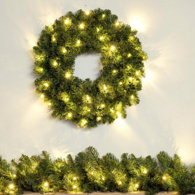 Christmas Tree World 60Cm Pre-Lit Extra Thick Arbor Vitae Wreath from B&Q