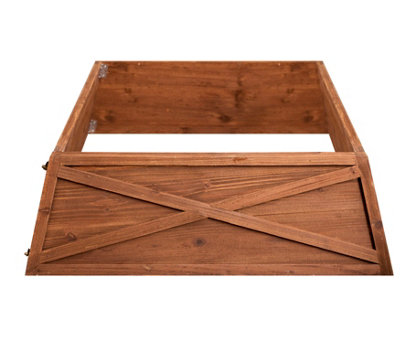 Christmas Tree World Extra Large Natural Brown Trapezoid Wooden Christmas Tree Skirt from B&Q