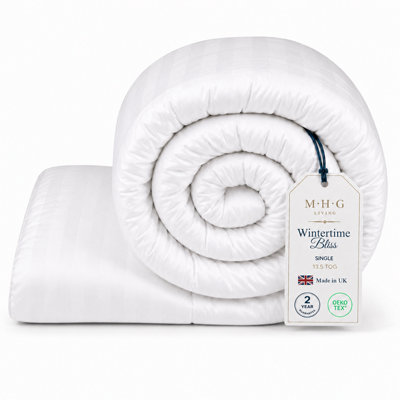 B&Q -  13.5 Tog Winter DuvetHotel Quality Striped Microfibre DuvetBreathable & HypoallergenicSingle