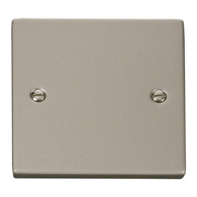 Pearl Nickel 1 Gang Blank PlateSe Home