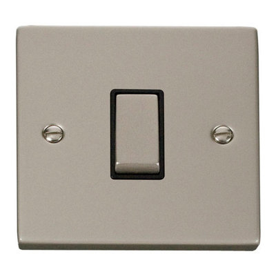 Pearl Nickel 10A 1 Gang Intermediate Ingot Light SwitchBlack TrimSe Home from B&Q