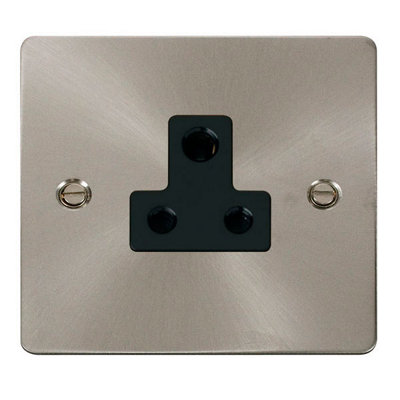 Flat Plate Satin / Brushed Chrome 1 Gang 5A Round Pin SocketBlack TrimSe Home