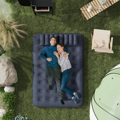 Outsunny Inflatable Mattress With 2 Pillows And Pump, 191 X 137 X 22Cm Blue