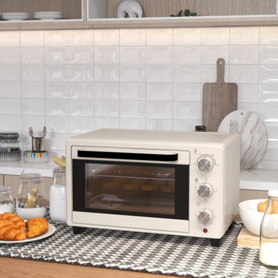 Homcom Mini Oven 21L Electric Grill W/ Adjustable Temp Timer 1400W, Cream
