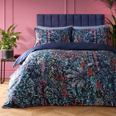 Soirée Tessa 200 Thread Count Navy Duvet Cover Set from B&Q