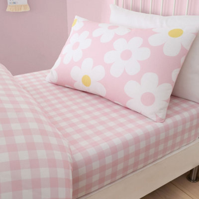 Bedlam Retro Daisy Easy Care Pink Gingham Check Fitted Sheet from B&Q