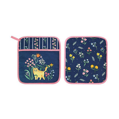 Ulster Weavers Marmalade Meadow Pot Mitt from B&Q