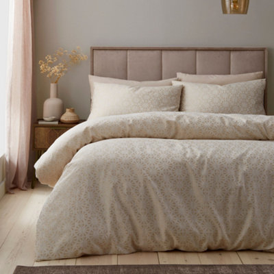 B&Q -  Geo Jacquard Woven Natural Duvet Cover Set