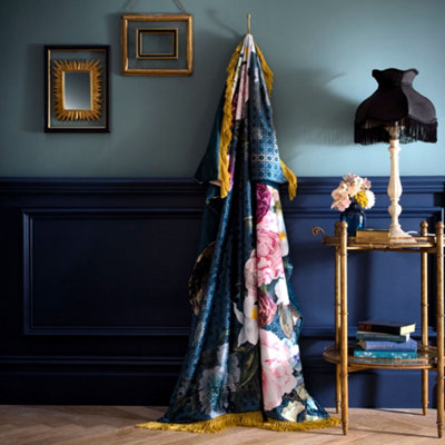 Laurence Llewelyn-Bowen Unisex Navy 'Bouquet List' Velvet Throw In | Size: 130Cm X 180Cm - Image 13