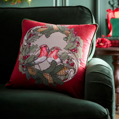 B&Q -  Festive Robin Velvet Red Chirstmas Filled Cushion - Image 12