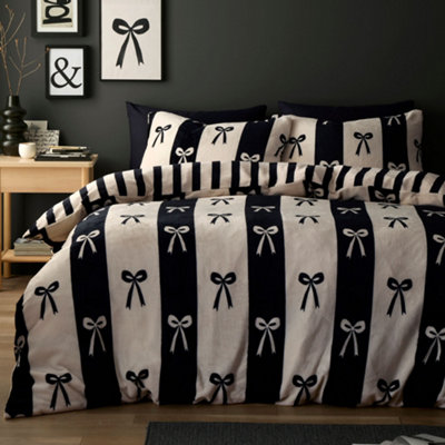 Fusion Bows Duvet Cover Set In Monochrome - Image 6