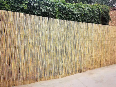 Wadan 1.2M X 3M Natural Split Reed FenceHand-Woven Reed Fence Screening Roll For Garden Privacy from B&Q