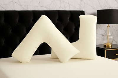 - Microfibre Soft Touch V Shape Plain Dyed Pillowcase Cream - Image 3