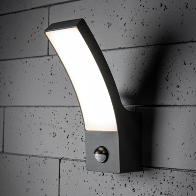 CGC Lighting Cgc Millie Anthracite Dark Grey Curved Led Wall Light Pir Motion Sensor Diecast Aluminium Opal Diffuser 4000K Ip54 from B&Q