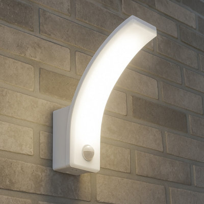 CGC Lighting Cgc Mateo White Curved Led Wall Light With Pir Motion Sensor Full Opal Front Diffuser from B&Q
