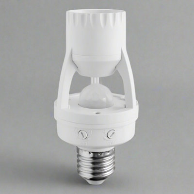 CGC Lighting Cgc E27 Lampholder Adapter With Built In Pir Motion Sensor Ip20 White