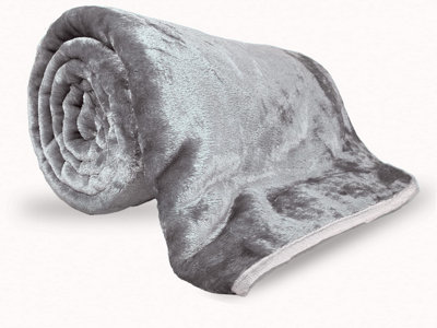 Pagnanno. Faux Fur Mink Throw Fluffy Warmth Bed Throws Flannel Fleece Blanket,(1Silver GreyKing 200X240Cm) from B&Q