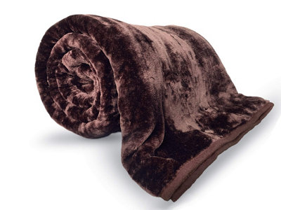 Pagnanno. Faux Fur Mink Throw Fluffy Warmth Bed Throws Flannel Fleece Blanket,(1ChocolateKing 200X240Cm) from B&Q