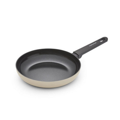 B&Q -  24Cm Recycled Aluminium Frying Pan