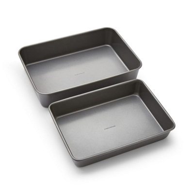 Morphy Richards Golden Roasting Tin Set