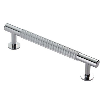 128mm Polished Chrome Reeded Handle from B&Q