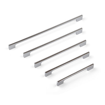 160mm Polished Chrome Slim Handle from B&Q
