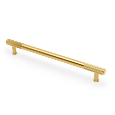 224mm Satin Brass Reeded Ends Handle from B&Q