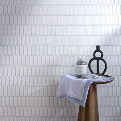 Ca’Pietra Portico White Gloss Feather Metallic Effect Embossed Porcelain Indoor Wall Tile(L)296mm (W)280mm from B&Q