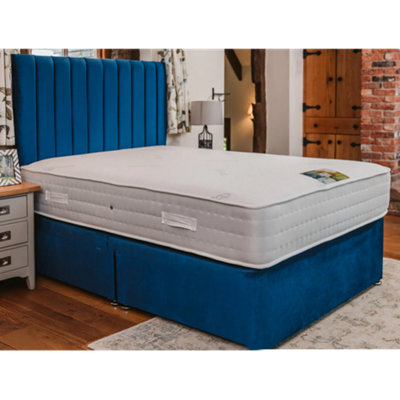 Divan Base Direct Sophia Briar-Rose Dual Season 1000 Pocket Sprung Igel Luxury Divan Bed Set 2Ft6 Small SinglePlush Marine from B&Q