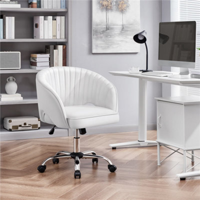 Yaheetech Accent Armchair With Tufted BarrelWhite / Faux Leather from B&Q