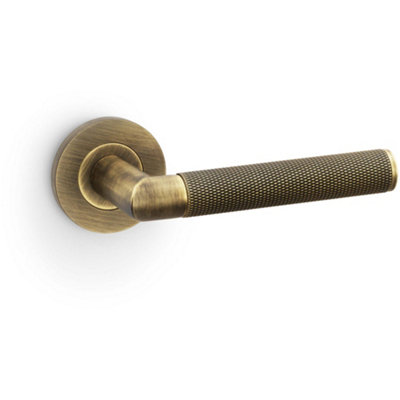 Loops Solid Brass Knurled Door Handle SetAntique Brass Mitred Lever On Round Rose
