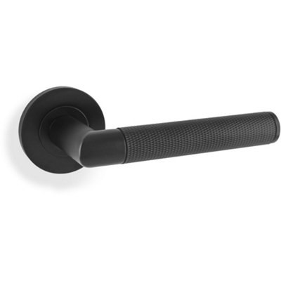 B&Q -  Solid Brass Knurled Door Handle SetMatt Black Mitred Lever On Round Rose
