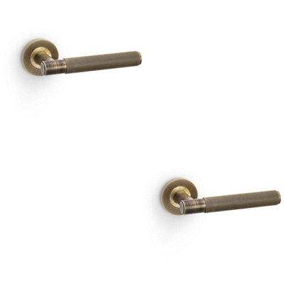 Loops 2 PackSolid Brass Reeded Door Handle SetAntique Brass Straight Lever On Round Rose
