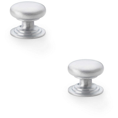 Loops 2 PackStepped Round Door KnobSatin Chrome 32mm Classic Kitchen Cabinet Pull Handle from B&Q