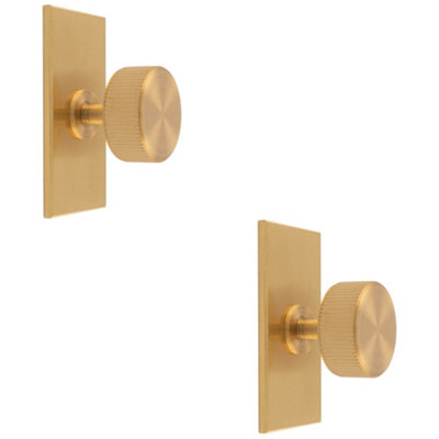 Loops 2 PackReeded Radio Cabinet Door Knob & Matching Backplate Lined Satin Brass 76 X 40mm from B&Q