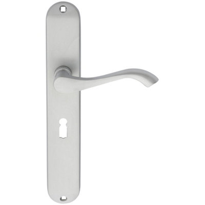 Loops Slim Modern Scroll Latch & Lock Door HandleSatin Chrome Lever On Backplate from B&Q